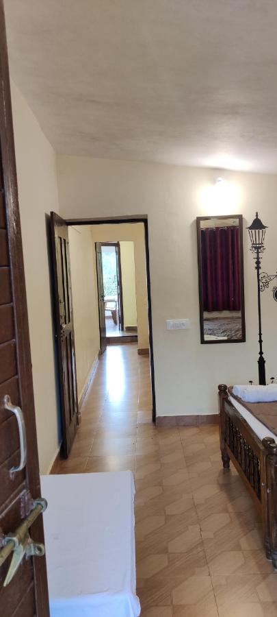 Kollanoor Guest House มาดิเครี ภายนอก รูปภาพ