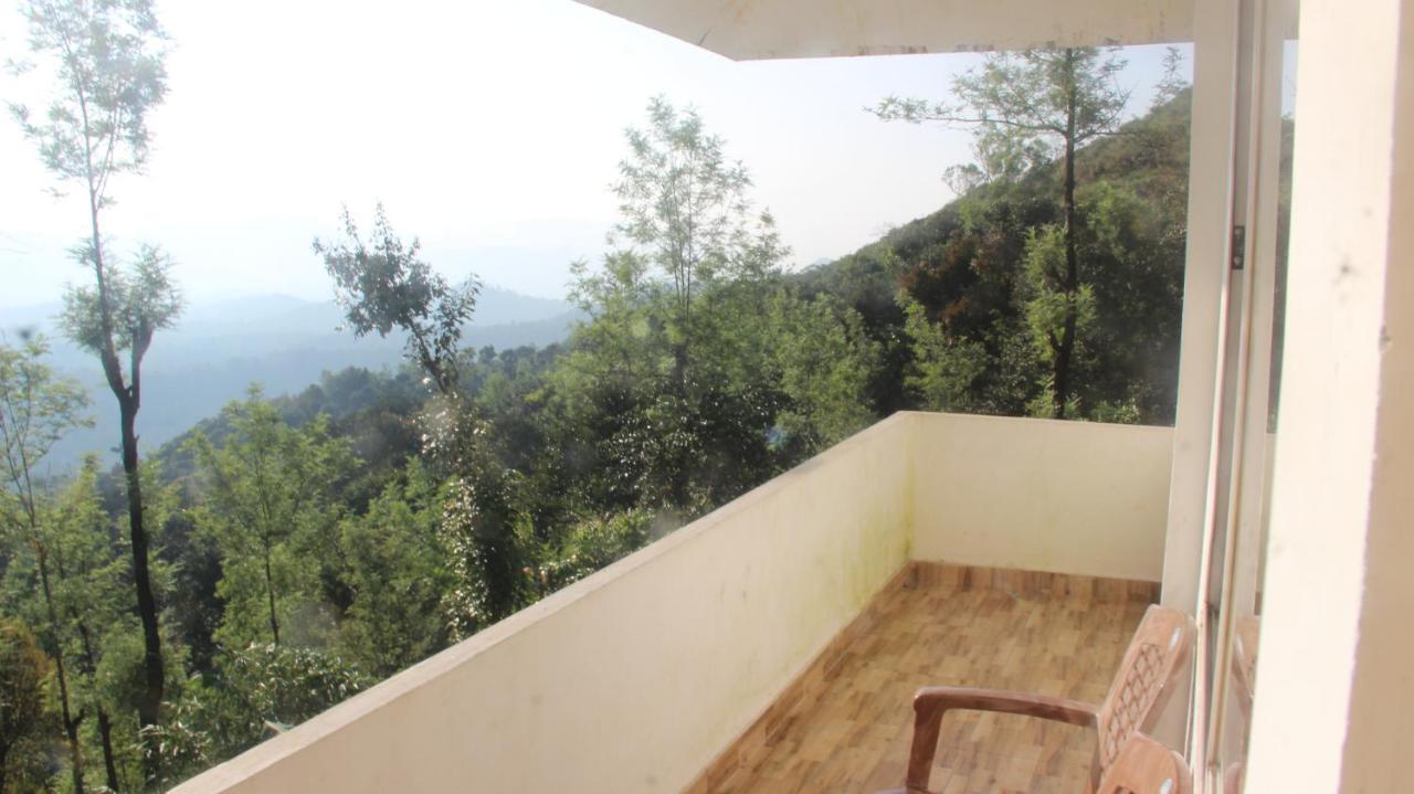 Kollanoor Guest House มาดิเครี ภายนอก รูปภาพ