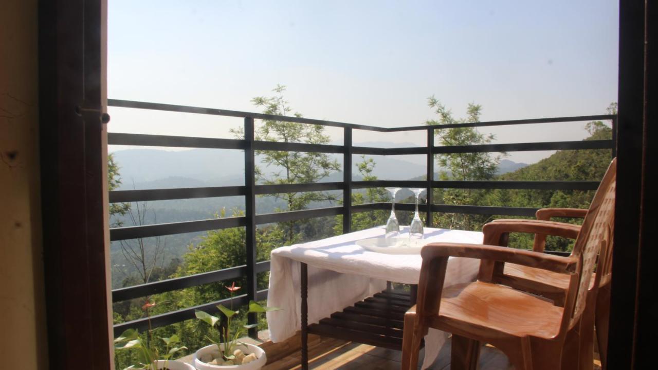 Kollanoor Guest House มาดิเครี ภายนอก รูปภาพ